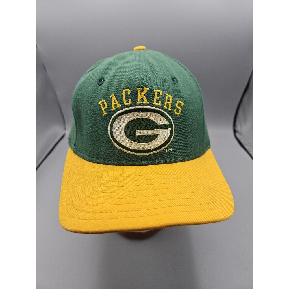 Vintage Green Bay Packers Hat Cap Snap Back NFL PRO LINE USA Made 90s greenbay